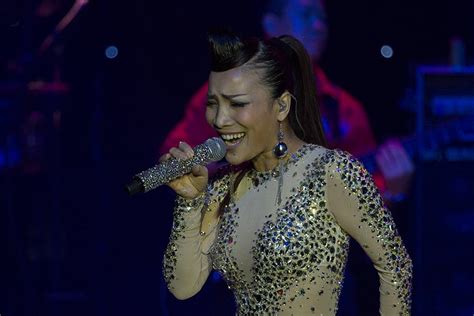 Ngoc Phuong's Harmony of Hanoi Concert: A Vietnamese Star Rises on the Global Stage!